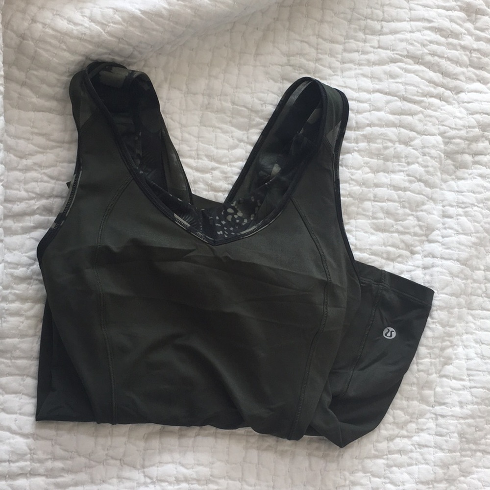 Lululemon top - only worn a few times